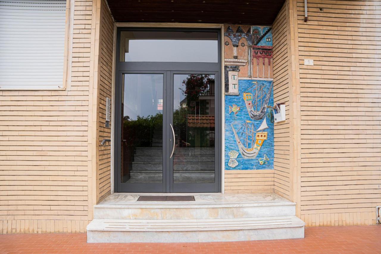 039 - Casa Residenziale A Lavagna A 5 Minuti Dal Mare Leilighet Eksteriør bilde